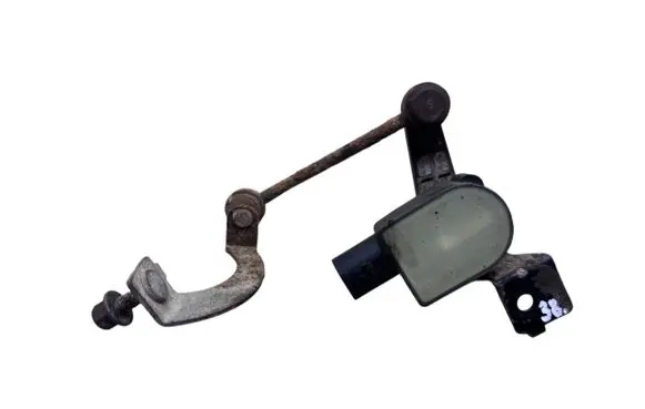 Headlight/headlamp level sensor