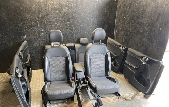 Seat set