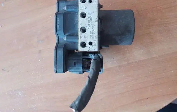Mercedes-Benz Sprinter W906 ABS Pump A9069001601 0265242616 0265956032