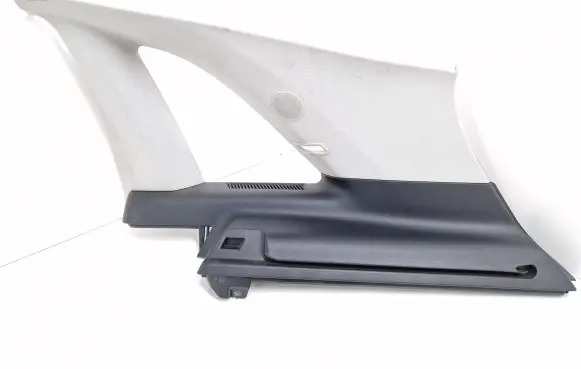 (D)pillar trim (top)