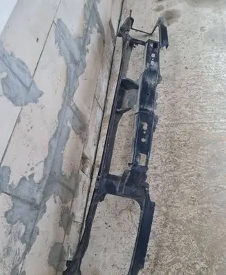 Volkswagen PASSAT B3 Radiator support slam panel