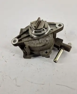 Mitsubishi Outlander Vacuum pump 
