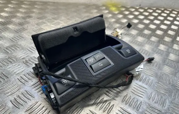 Mercedes-Benz E W238 Interior lighting switch A2389009400 ZGS001 112201720