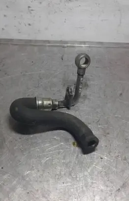 Volkswagen PASSAT B5 Engine coolant pipe/hose 058121497B