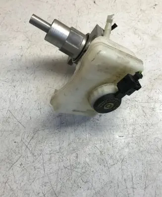 Audi A4 S4 B8 8K Master brake cylinder 8K0611301A
