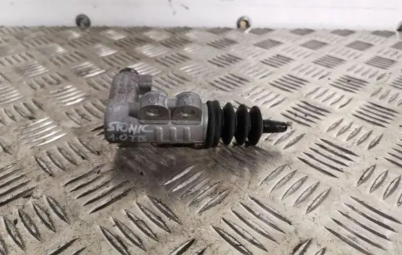 KIA Stonic Clutch master cylinder ODED