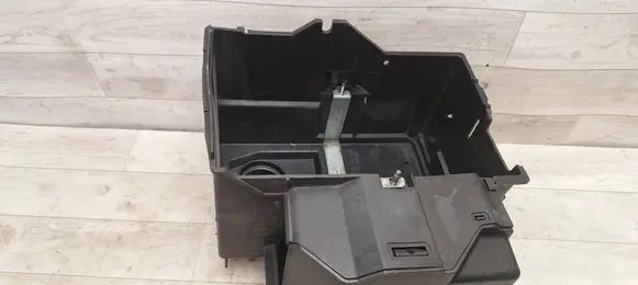 Ford Focus C-MAX Battery box tray 3M5110723 3M5110723A