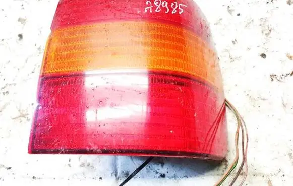 Volkswagen PASSAT B4 Rear/tail lights 3a9945257