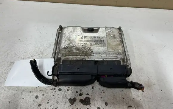 Ford Galaxy Engine control unit/module 038906019LD 1039S01486 11260179