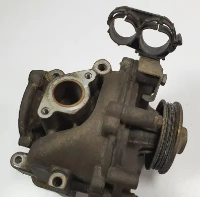 Peugeot Boxer Water pump 9613316380