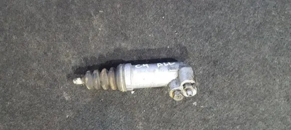 Audi A6 S6 C4 4A Clutch master cylinder