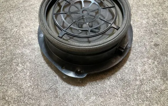 Audi A4 S4 B9 Rear door speaker