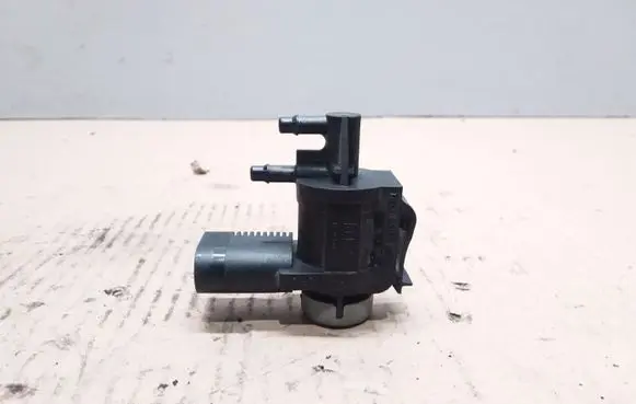 Audi A4 S4 B8 8K Vacuum valve 1K0906283A