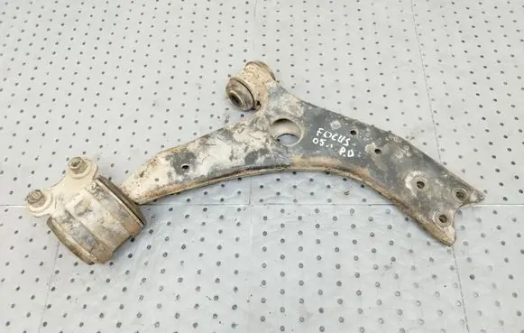 Ford Focus Front lower control arm/wishbone