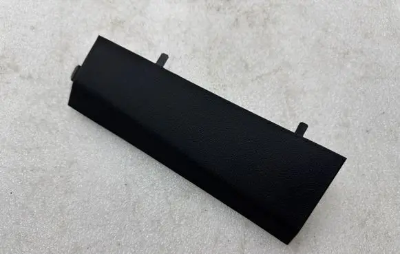 Tesla Model Y (A) pillar trim 162611000A 2022922 D2T22272000657
