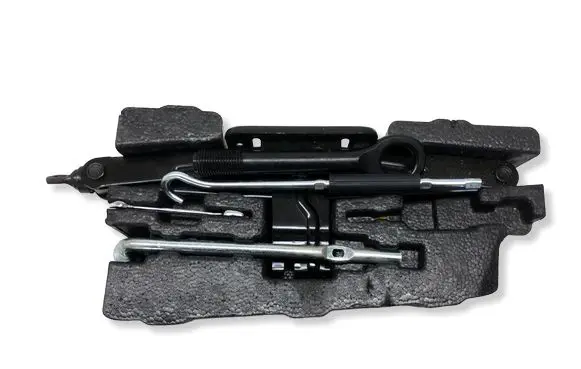 Toyota Avensis T250 Tool set 091492B050