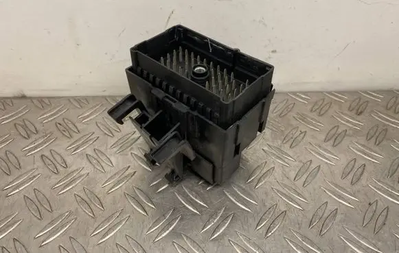 Chevrolet Blazer Fuse box set 15319605