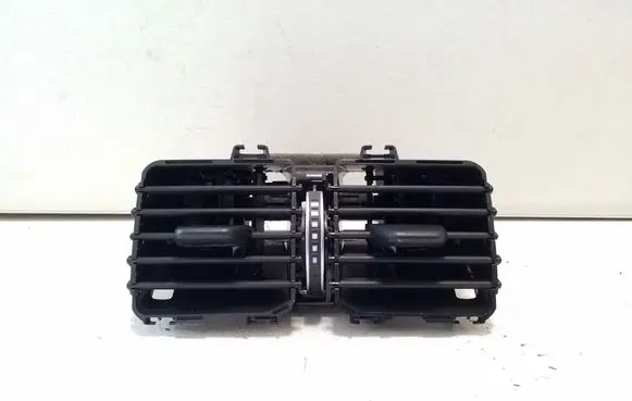BMW 3 G20 G21 Rear air vent grill 6806814
