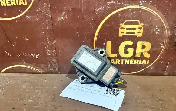 Mercedes-Benz Vito Viano W639 ESP acceleration yaw rate sensor 0265005246