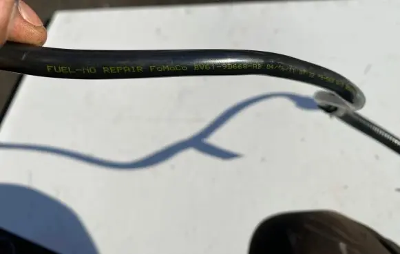 Ford Focus Vacuum line/pipe/hose BV619D668AB