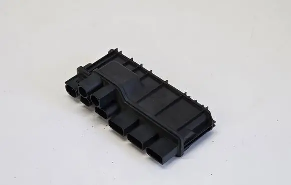 BMW X7 G07 Current control relay 8490527
