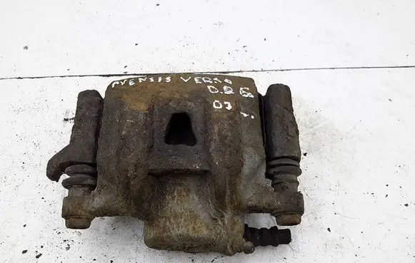 Toyota Avensis Verso Rear brake caliper