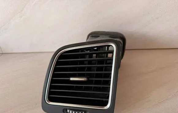 Seat Alhambra (Mk2) Dashboard side air vent grill/cover trim 7N0819703D