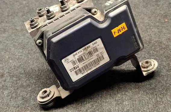Volkswagen Tiguan ABS Pump 5N0614109BD