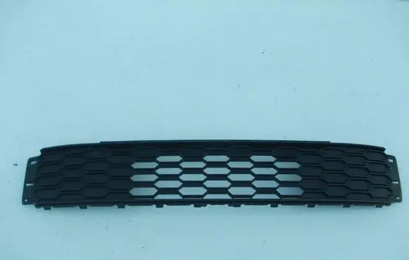 Skoda Fabia Mk3 (NJ) Front bumper lower grill 6V0853677E