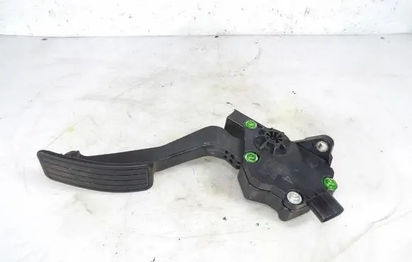 Subaru Forester SH Accelerator throttle pedal 36010AG140