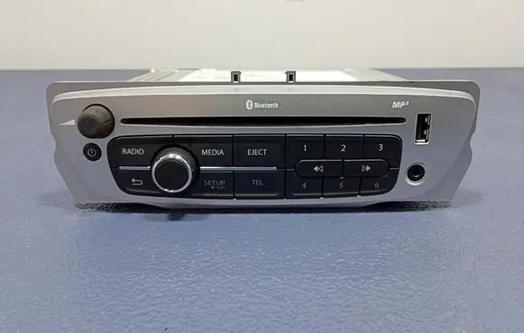 Renault Megane III Radio/CD/DVD/GPS head unit A2C32333001
