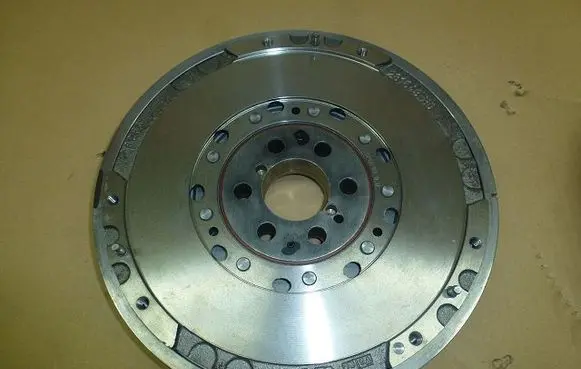 Alfa Romeo 159 Dual mass flywheel 2294701023