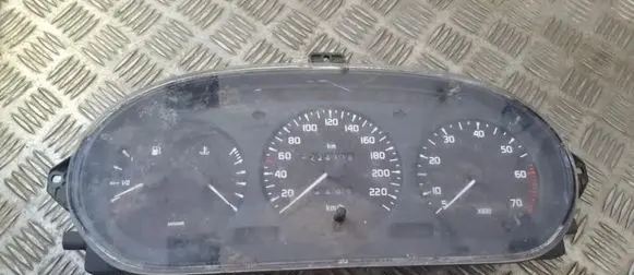Renault Megane I Speedometer (instrument cluster) 7700839644