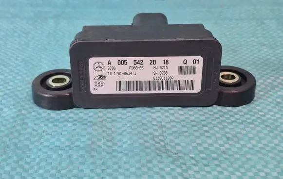Mercedes-Benz ML W164 ESP acceleration yaw rate sensor A0055422018 FD08M03 10170106343