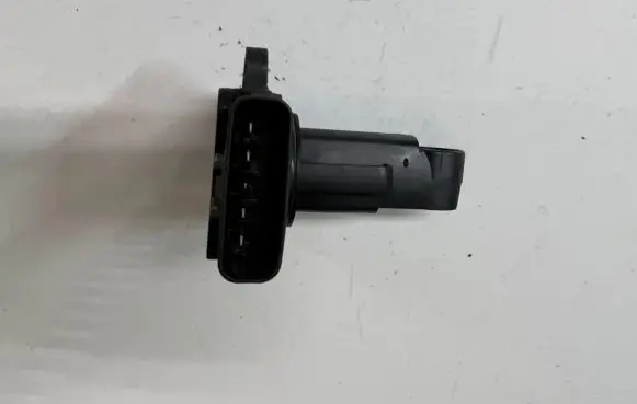 Volvo S80 Mass air flow meter 8658471