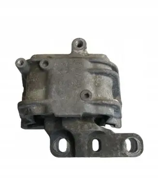 Volkswagen PASSAT B6 Engine mount bracket 1K0199262P