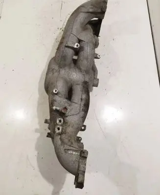 Subaru Legacy Intake manifold
