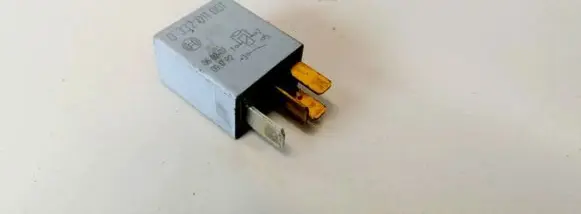 Toyota Avensis T250 Other relay 9008087019 90080-87019