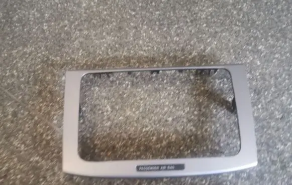 Volkswagen PASSAT B6 Radio/GPS head unit trim 3C0858069M