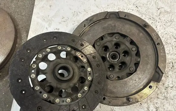 BMW 3 E90 E91 Clutch set kit 7559529