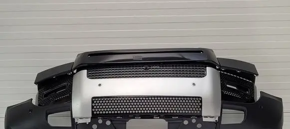 Land Rover Defender Front bumper L8B2-17E778-A.