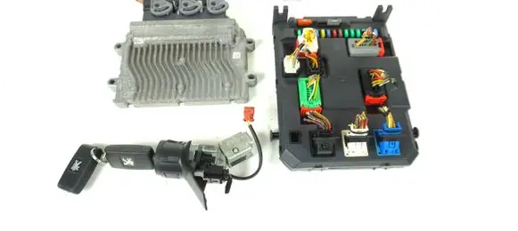 Peugeot 207 Engine control unit/module ECU 9675916480 9666591380