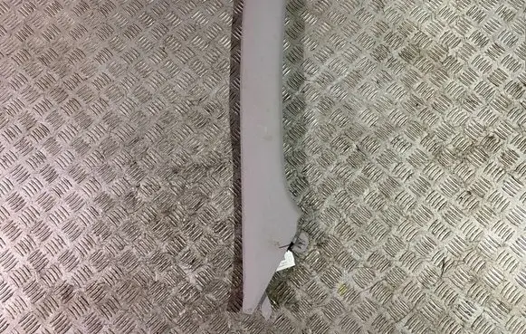 Hyundai Ioniq (A) pillar trim