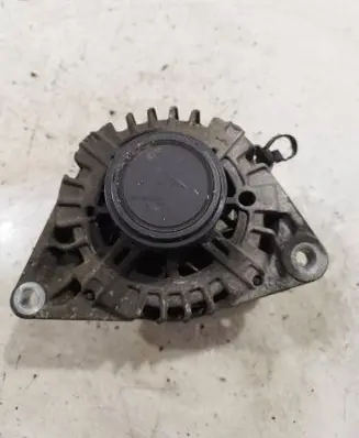Hyundai i30 Generator/alternator 373002A850