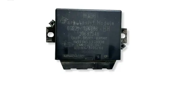 Volvo XC70 Parking PDC control unit/module 30682548