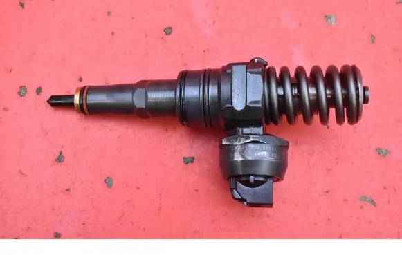 Seat Altea XL Fuel injector 038130073AG