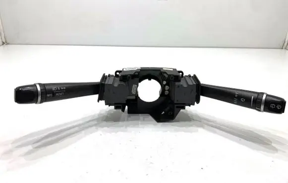 Volvo XC90 Wiper turn signal indicator stalk/switch