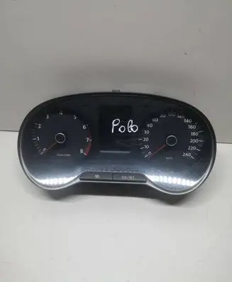 Volkswagen Polo V 6R Speedometer (instrument cluster) 6R0920860C 11020701910