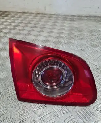 Volkswagen PASSAT B6 Tailgate rear/tail lights