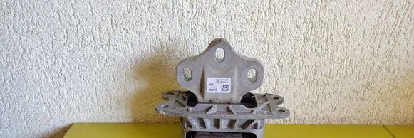 BMW X1 F48 F49 Gearbox mount 6853453 22316853453